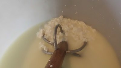 Tuma e "lacciata" - Consistenza della cagliata rotta / CIMG1009.JPG CIMG1009.JPG