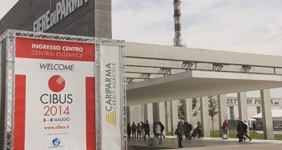 Fiere di Parma_Una immagine esterna di Cibus 2014.jpg