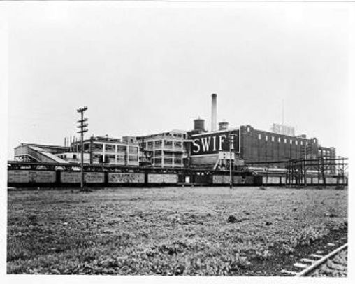 350px-Swift_Brands_South_Chicago_IL_meat_packing_plant_circa_1917.jpg