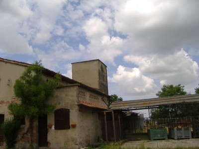silos sud.JPG (153.56 KiB) Osservato 4351 volte silos sud.JPG