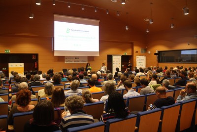 Platea.JPG