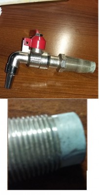 Rubinetto botte ossidatojpg1.jpg