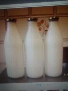 Tre litri di latte, 2,5 per caciofiore e mezzo litro per ricotta. / 1.jpg 1.jpg
