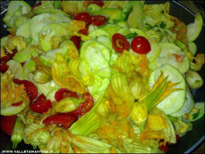 06082016zucchette3.jpg (296.92 KiB) Osservato 547 volte 06082016zucchette3.jpg