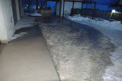 cortile ghiacciato.jpg (87.07 KiB) Osservato 836 volte cortile ghiacciato.jpg