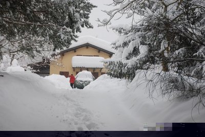 DSC_0227.JPG (115.63 KiB) Osservato 803 volte DSC_0227.JPG