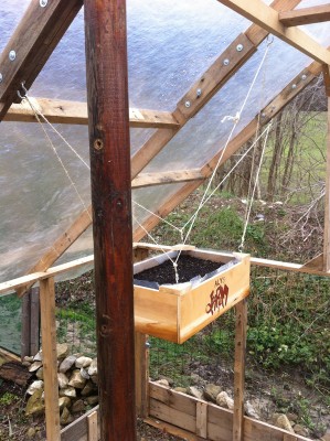 La cassetta appesa 2 / 15_2014.jpg 15_2014.jpg