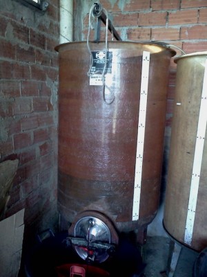 Vasca vetroresina grande.jpg (118.64 KiB) Osservato 884 volte Vasca vetroresina grande.jpg