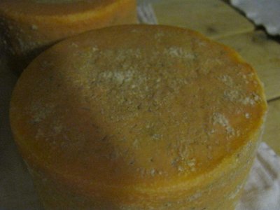 stessa ricetta un po' più alto con crosta che tende a raggrinzire... ai presente le mele? / IMG_2250_800x600.jpg IMG_2250_800x600.jpg