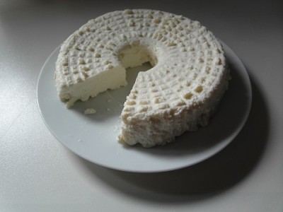 RicottaColBuco.JPG (67.6 KiB) Osservato 2820 volte RicottaColBuco.JPG