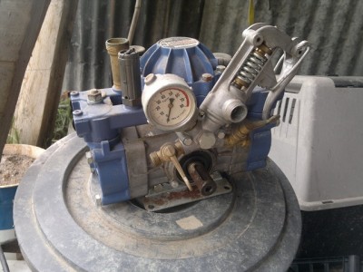 pompa.jpg (130.47 KiB) Osservato 921 volte pompa.jpg