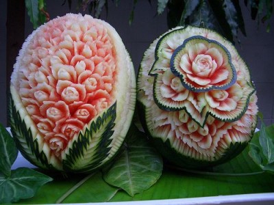 Melone intagliato con tecnica Thai / 31c89874bc8f0735469fb0266765580a.jpg 31c89874bc8f0735469fb0266765580a.jpg