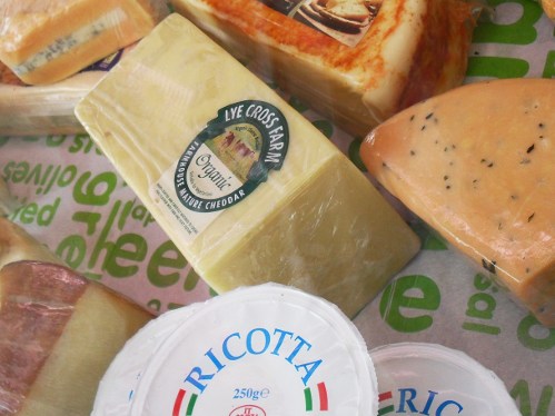 ricotta ridimensionata.JPG ricotta ridimensionata.JPG