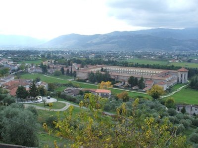 Certosa dall'alto.JPG (51.58 KiB) Osservato 672 volte Certosa dall'alto.JPG
