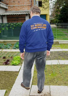 Felpa retro.jpg (94.31 KiB) Osservato 842 volte Felpa retro.jpg