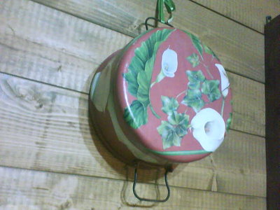 questo era un vecchio tegame in alluminio trovato ad un mercatino........ / DSC00450.JPG DSC00450.JPG