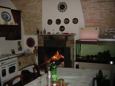 cucina camino nov 2007.JPG (213.45 KiB) Osservato 708 volte cucina camino nov 2007.JPG