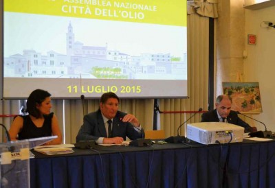 Un momento dell'Assemblea di ANCO a Matera.jpg (46.28 KiB) Osservato 763 volte Un momento dell'Assemblea di ANCO a Matera.jpg