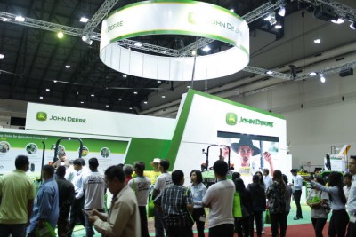 sima-asean2015_13.jpg (238.06 KiB) Osservato 707 volte sima-asean2015_13.jpg