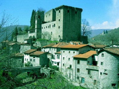 -fivizzano-6-1030x773.jpg (134.72 KiB) Osservato 699 volte -fivizzano-6-1030x773.jpg