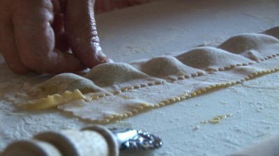 MANI di Michele Trentini - Vincitore 2016 cat. DOC.jpg (56.73 KiB) Osservato 539 volte MANI di Michele Trentini - Vincitore 2016 cat. DOC.jpg