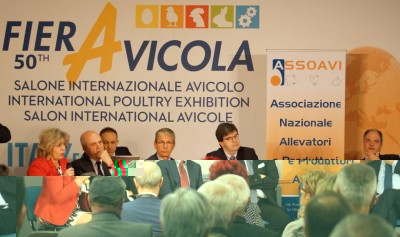 Foto convegno Sqn1.jpg (77.35 KiB) Osservato 678 volte Foto convegno Sqn1.jpg