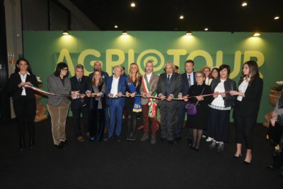 AGRIETOUR 1.jpg (61.11 KiB) Osservato 680 volte AGRIETOUR 1.jpg
