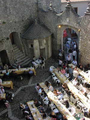 castello 1.JPG (255.32 KiB) Osservato 654 volte castello 1.JPG