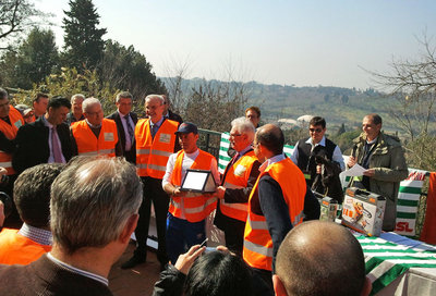 La premiazione per il 2° posto / 2012-03-02 13.58.22.jpg 2012-03-02 13.58.22.jpg