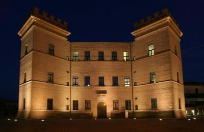 castello-mesola.jpg (22.94 KiB) Osservato 667 volte castello-mesola.jpg