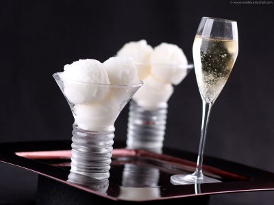 gelatoalproseccodocg2.jpg (103.02 KiB) Osservato 630 volte gelatoalproseccodocg2.jpg