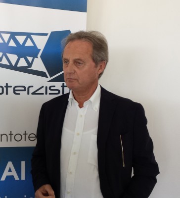 Aproniano Tassinari Presidente Uncai.jpg (836.78 KiB) Osservato 6198 volte Aproniano Tassinari Presidente Uncai.jpg