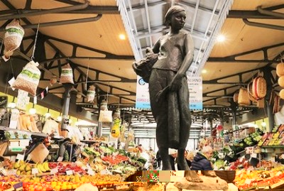 Mercato Albinelli a Modena - dettaglio interno.jpg (102.41 KiB) Osservato 924 volte Mercato Albinelli a Modena - dettaglio interno.jpg