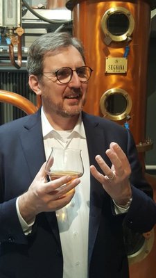 Mirko Scarabello, presidente Ist Tutela Grappa del Trentino.jpg (58.59 KiB) Osservato 4138 volte Mirko Scarabello, presidente Ist Tutela Grappa del Trentino.jpg