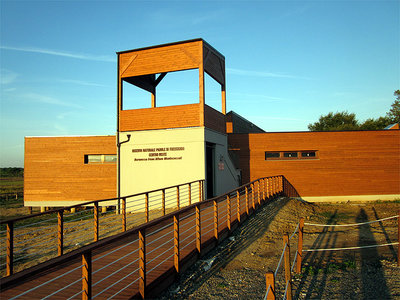 Centro Visite Padule di Fucecchio a Castelmartini.JPG (225.68 KiB) Osservato 3335 volte Centro Visite Padule di Fucecchio a Castelmartini.JPG