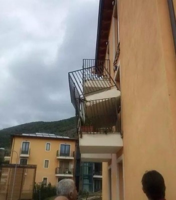 800aa837ac384ce13bc1bc6c3096300e.jpg (53.92 KiB) Osservato 843 volte 800aa837ac384ce13bc1bc6c3096300e.jpg