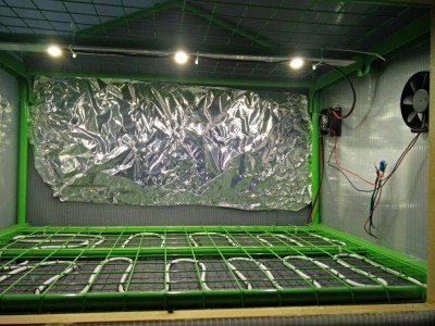 Semenzaio Led (1° test) / IMG_20170212_172838.jpg IMG_20170212_172838.jpg