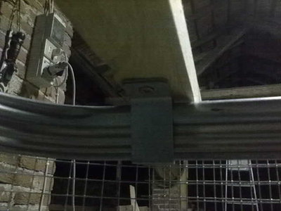 ho trovato che quei ganci già fatti, sono stati davvero comodi... / gabbia 7.jpg gabbia 7.jpg